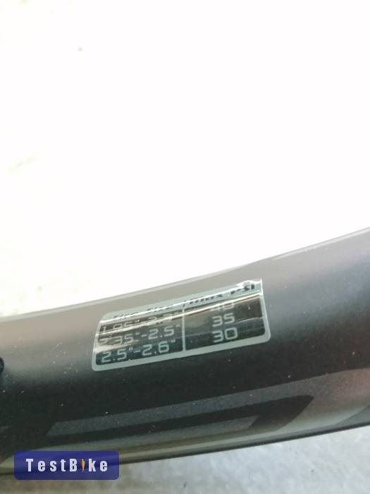 Specialized Roval Control 622x27 Boost kerekek (3 db)