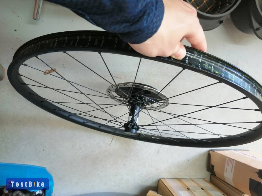 Specialized Roval Control 622x27 Boost kerekek (3 db)