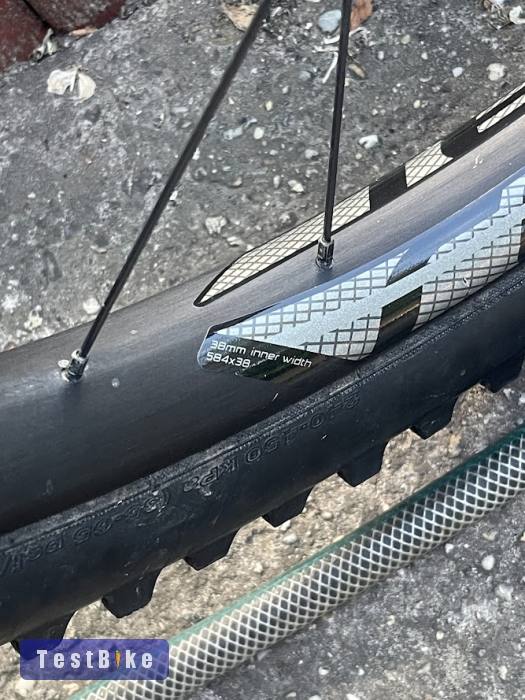 Specialized Roval Traverse 27.5 kerék (első, 38mm, 15x110)