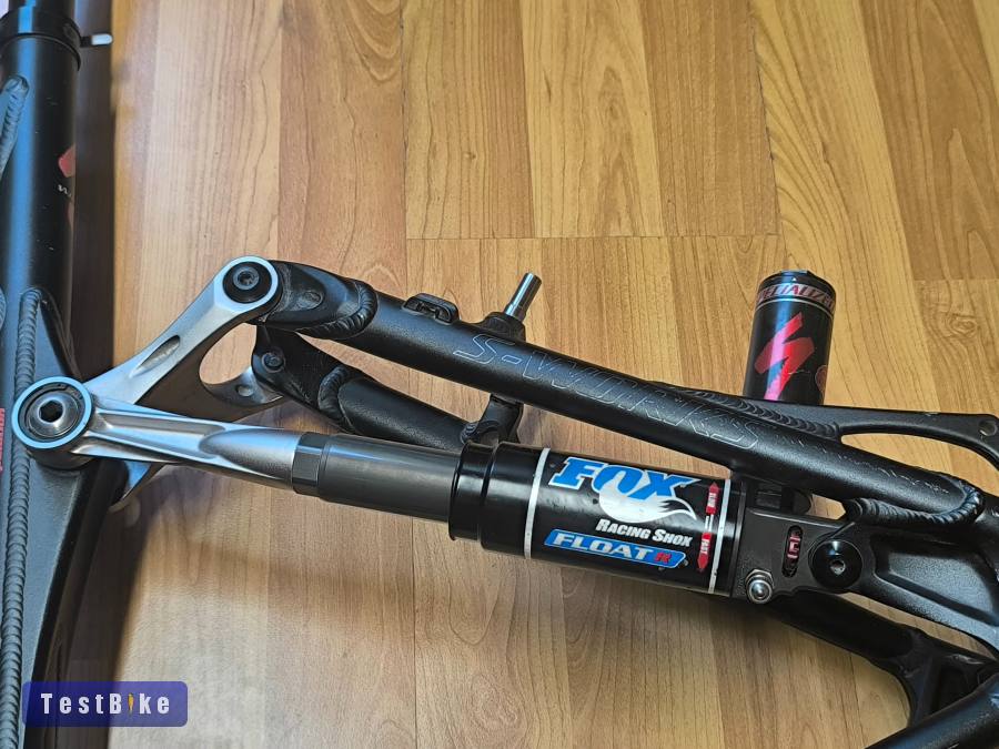 Specialized S-Works 26"-os össztelós váz Fox rúgóstaggal