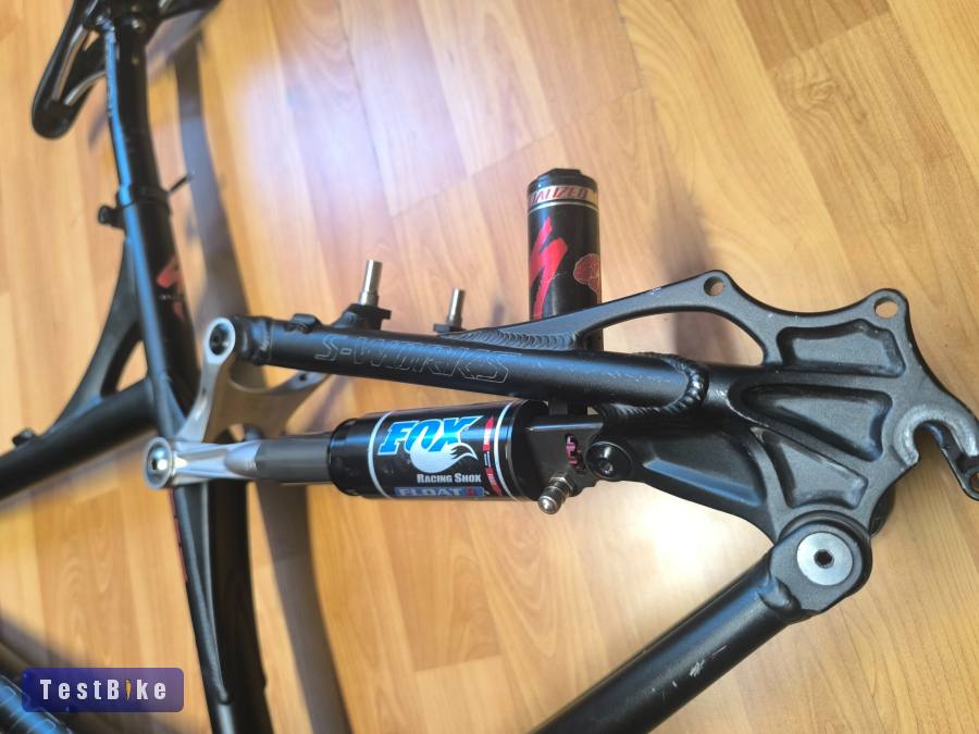 Specialized S-Works 26"-os össztelós váz Fox rúgóstaggal