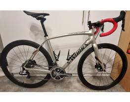 Specialized S-works Roubaix SL, Dura Ace DI2, Roval kerekek