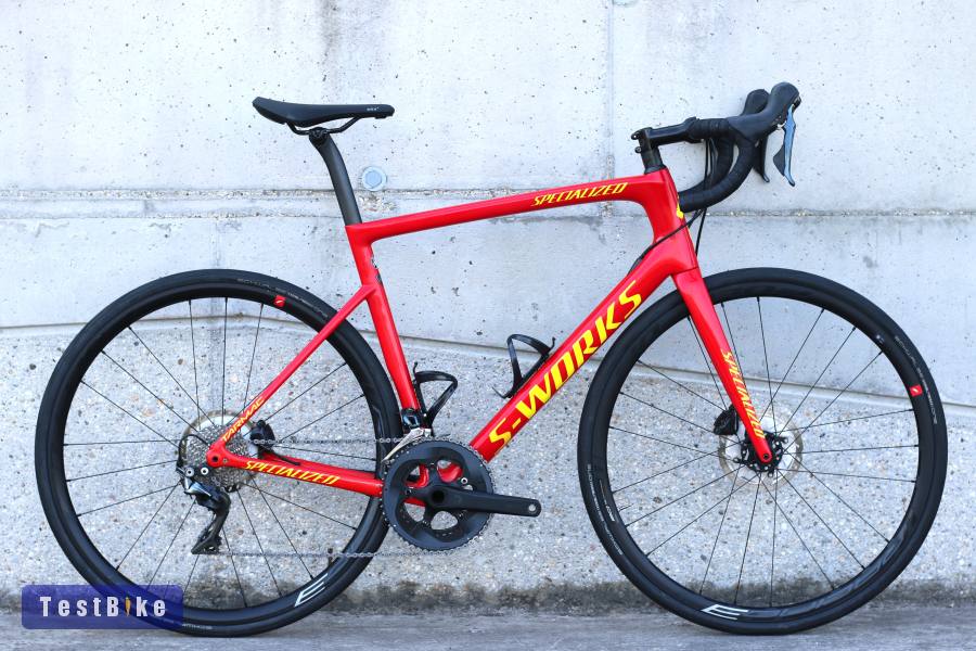Specialized S-Works Tarmac Disc Dura-Ace R9120 váltás,fék