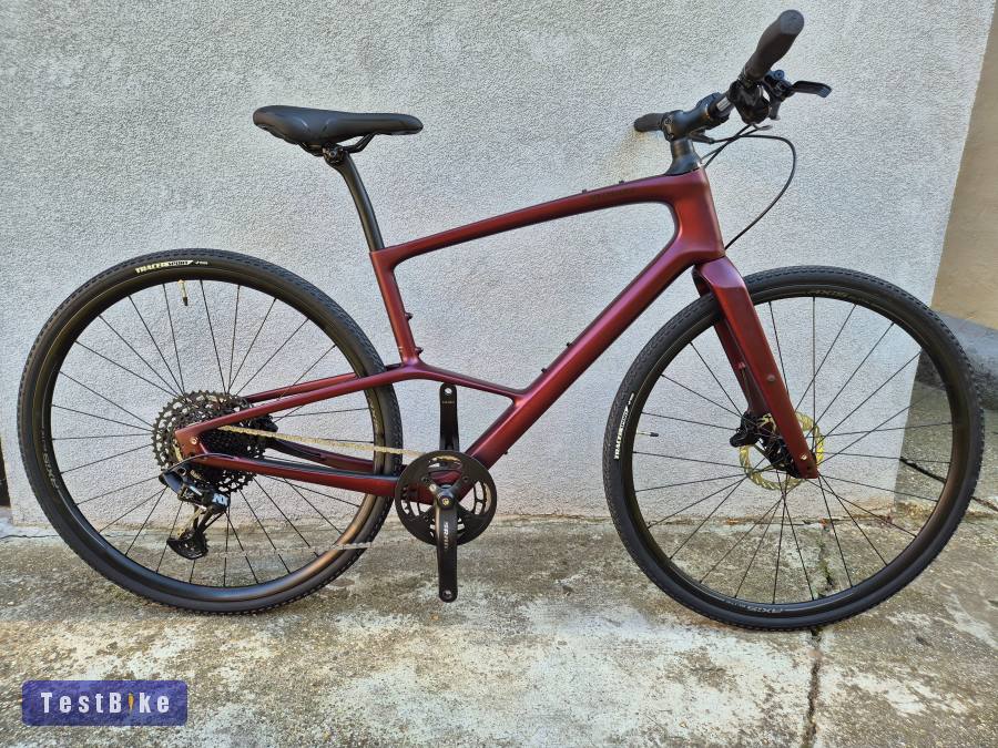 Specialized Sirrus X 5.0 Carbon. Future Shock. 2024.