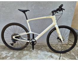 Specialized Sirrus X 6.0 Carbon Future Shock 2025.Mint az Új