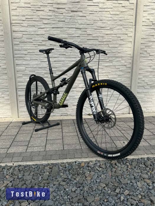 Specialized Status 2024