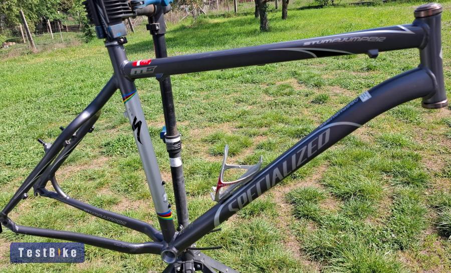 Specialized Stumpjumper 21" váz