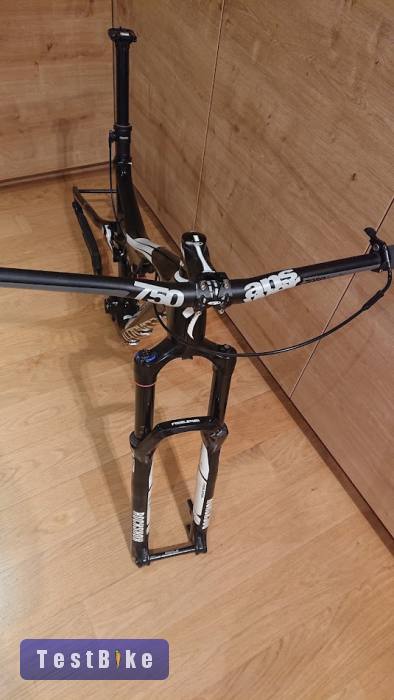 Specialized Stumpjumper FSR 29 Carbon sok extra opcióval