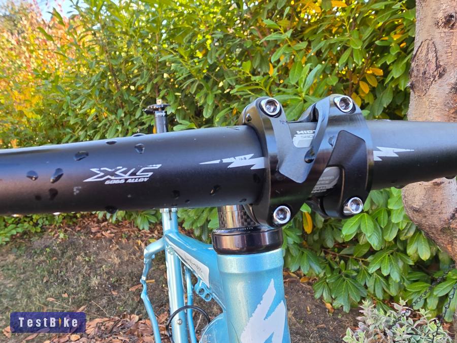 Specialized Stumpjumper M4 vázszett, FOX F100 RL villával