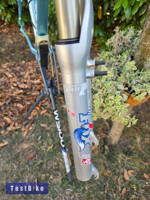 Specialized Stumpjumper M4 vázszett, FOX F100 RL villával