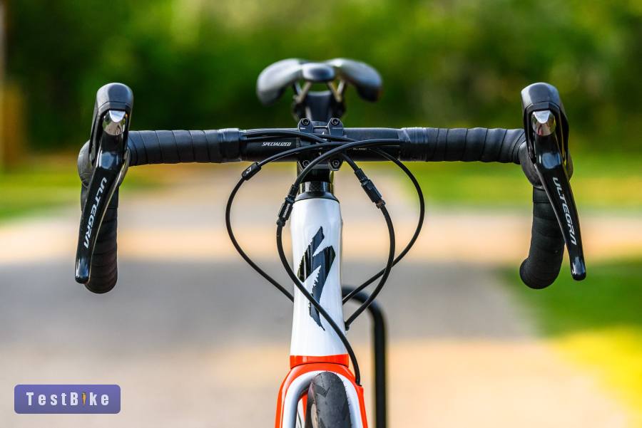 Specialized Tarmac Disc Sport (56) karbon országúti kerékpár