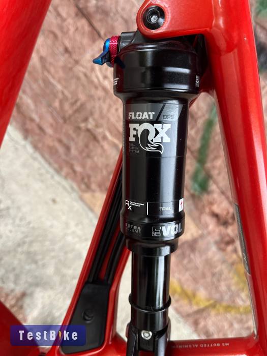 Specialized turbolevo 700Wh !!!  3,9e.km !!! Fox !