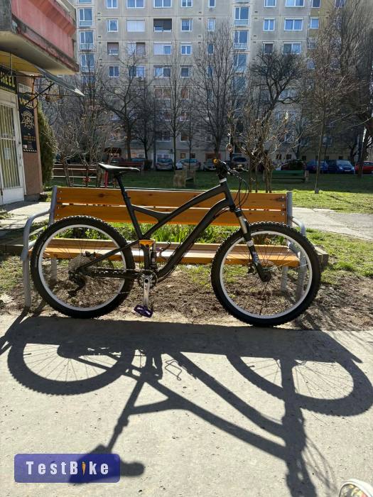 Specialzed Stumpjumper 26” váz