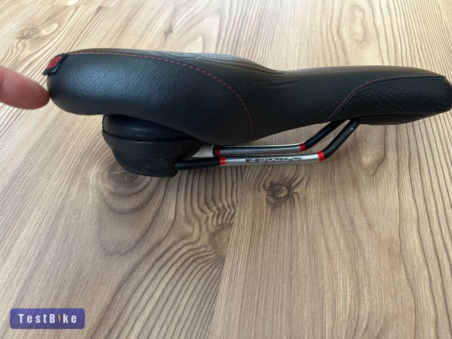 SQLAB 602 active nyereg