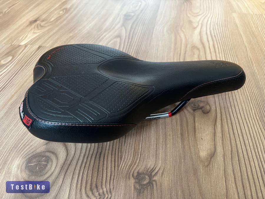 SQLAB 602 active nyereg