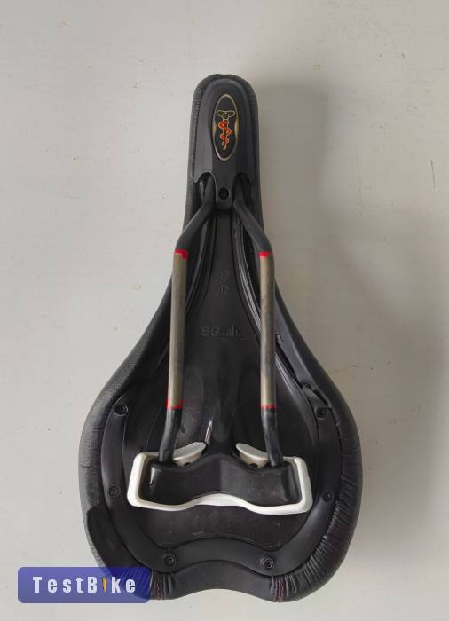 Sqlab 610 Active nyereg