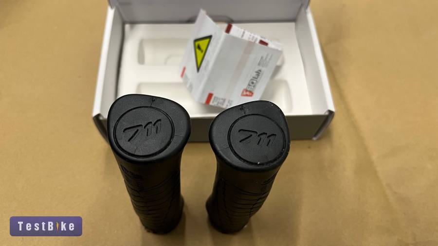 SQlab 711 Tech & Trail 2.0 markolat M-es méret Új, dobozos