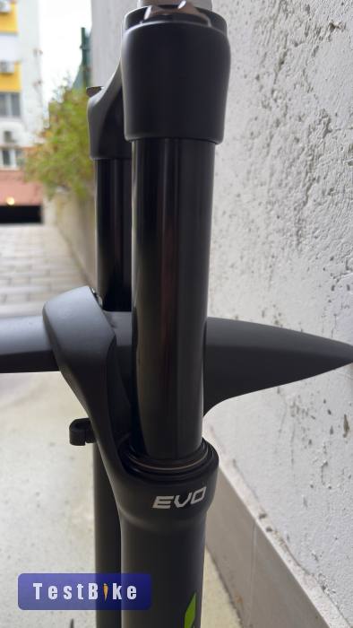 Sr Suntour Aion 35 EVO LOR 150mm Boost 27,5 Lockout