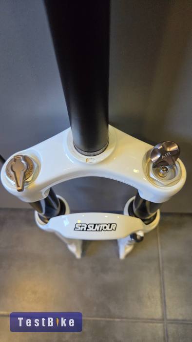 SR Suntour Epixon 27.5"