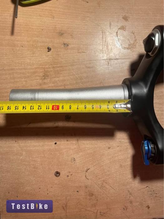 SR Suntour XCR Air 140 29