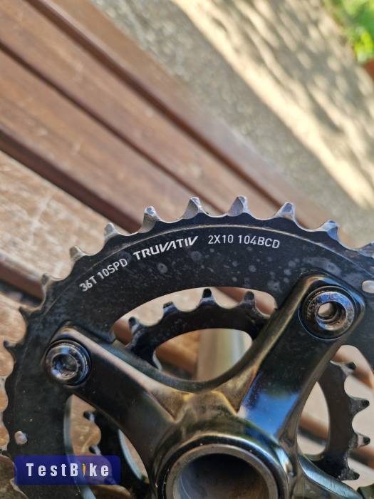Sram 2x10 integrált tengelyes hajtómű és középcsapágy