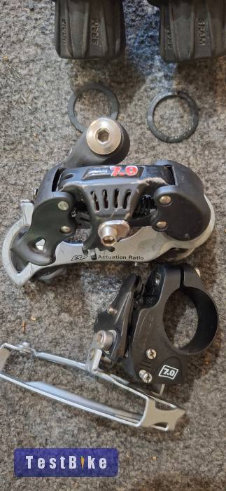 SRAM 7.0 váltó és fék