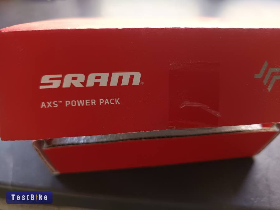 Sram AXS töltő 