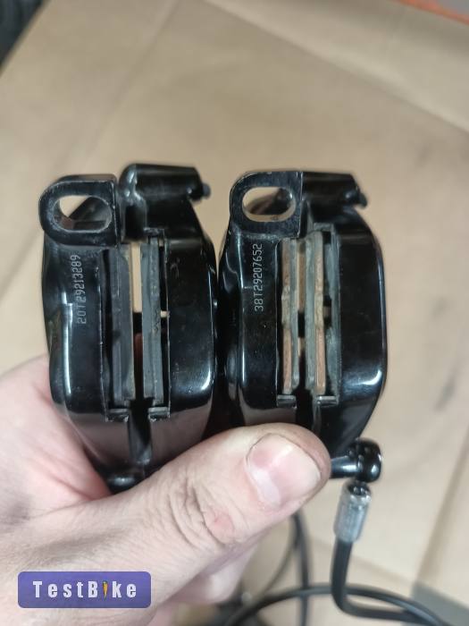 Sram Code RSC tárcsafék 4 dugattyús