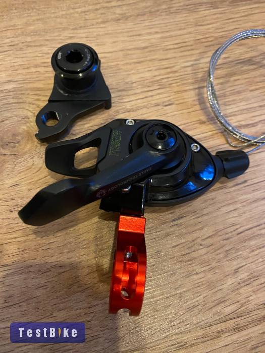 Sram GX Eagle 12 sebességes váltókar es UDH váltófül