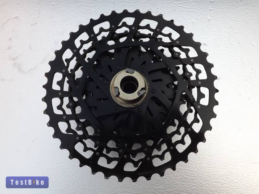 Sram NX PG-1130 11-42-es lánckeréksor 11s.