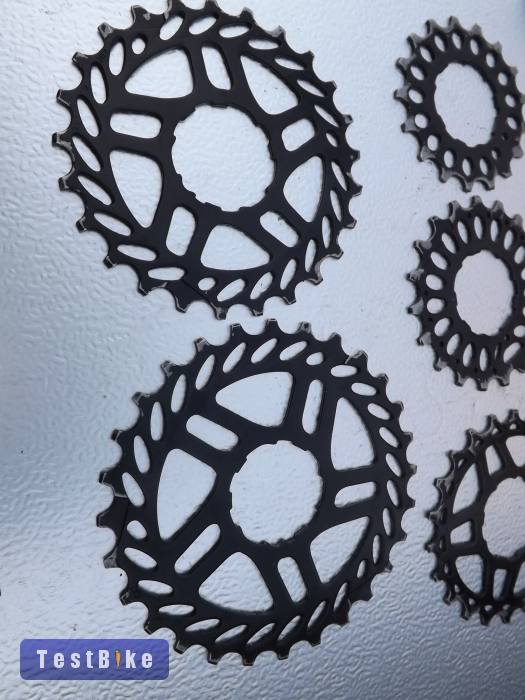 Sram NX PG-1130 11-42-es lánckeréksor 11s.