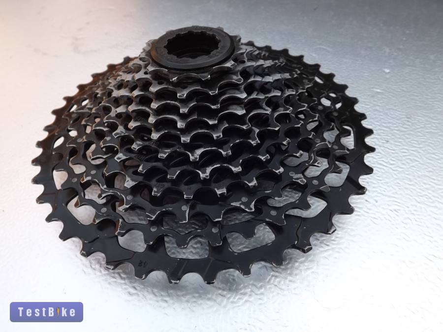 Sram NX PG-1130 11-42-es lánckeréksor 11s.