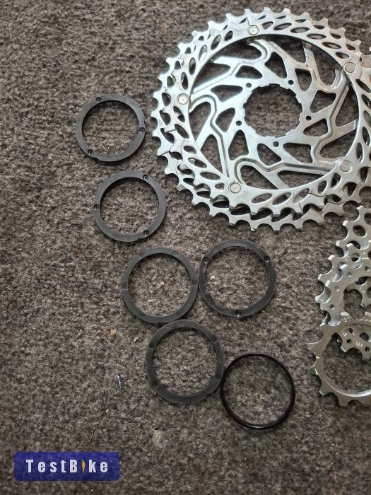 Sram Rival PG-1130 lánckeréksor