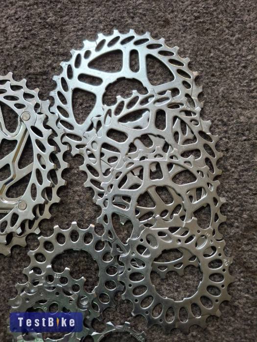 Sram Rival PG-1130 lánckeréksor