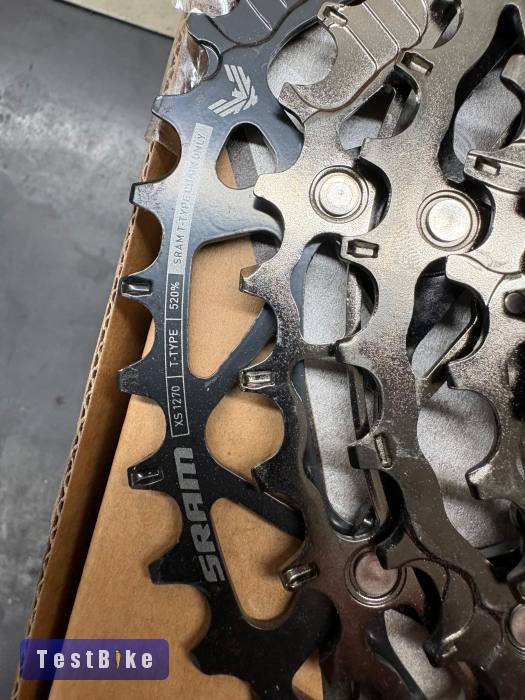 Sram S1000 elektromos váltó, koszorú, hajtókar