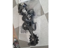 SRAM X0 11s Hátsó váltó Bagóért. 265g xx1 görgö szett