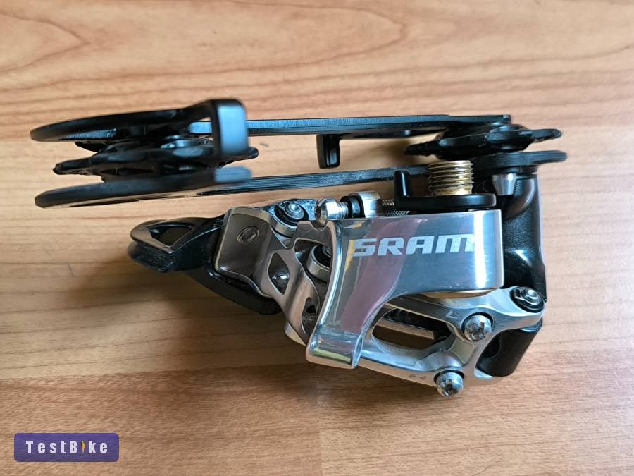 Sram X0 karbonkanalas hátsó váltó 9-es szép állapotban 