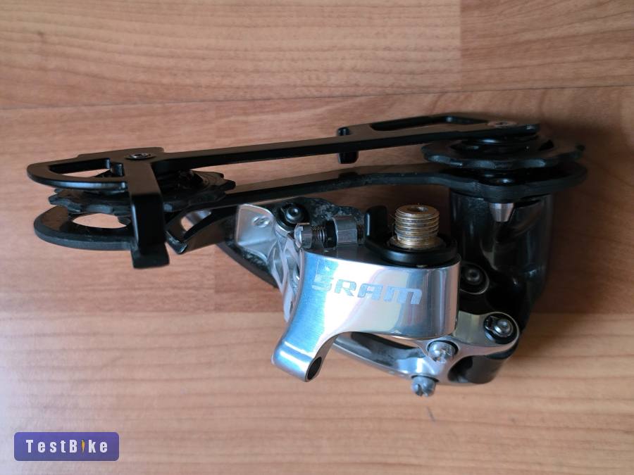 Sram X0 karbonkanalas hátsó váltó 9-es szép állapotban 