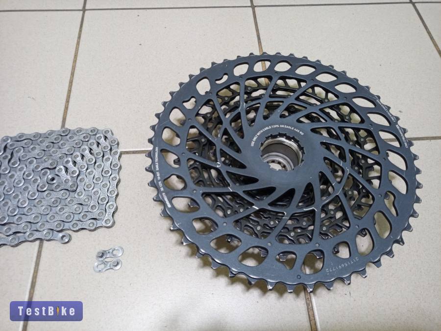 Sram XG 1275  10-52 + KMC e12T olcsón