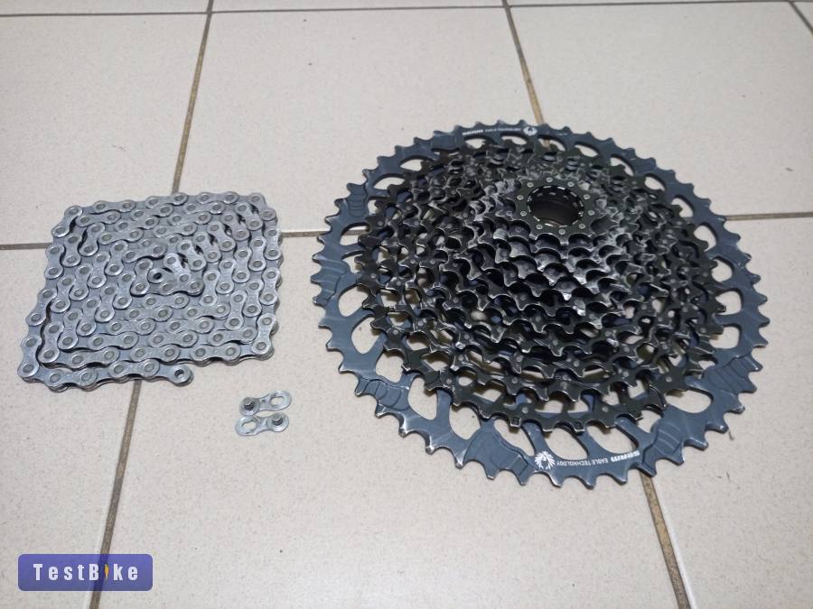 Sram XG 1275  10-52 + KMC e12T olcsón