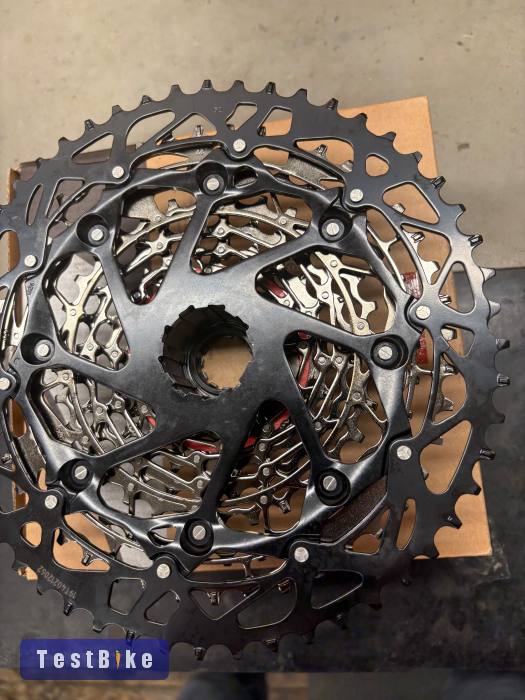 Sram XS1270 koszorú 12s HG