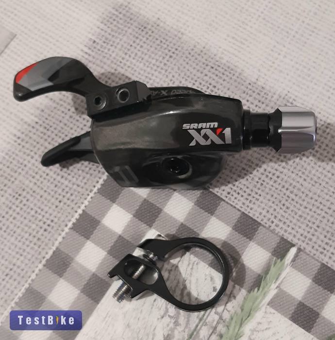 Sram XX1 Eagle karbon trigger váltókar 1x11 speed.
