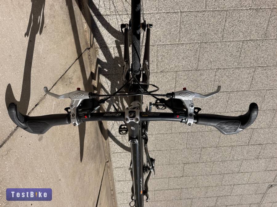 Stevens Strada 1000 fitness kerékpár full karbon 58cm