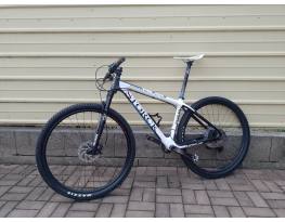 Storck Rebel Nine R29, karbon