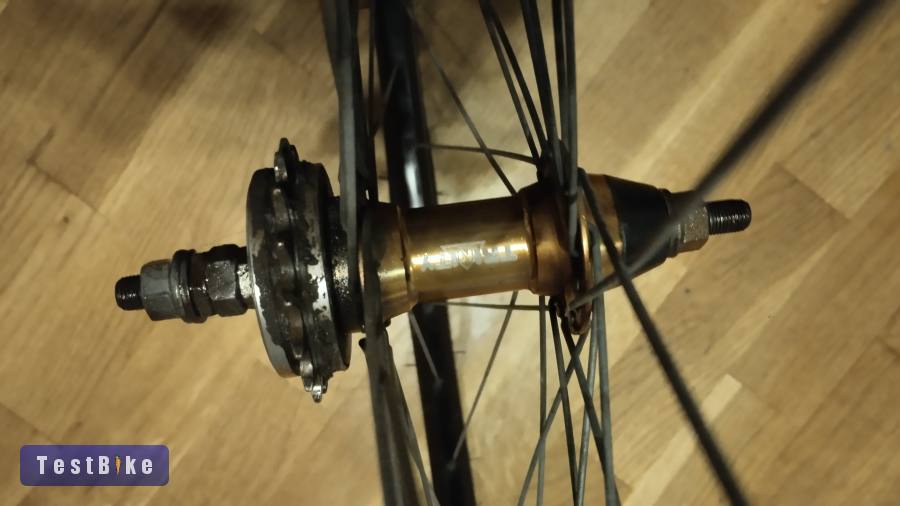 Sturmey Archer Trinity single speed alu hátsó kerék 28"