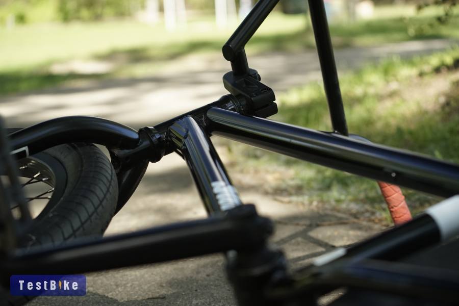 Sunday 2018 EX Erik Elstran Signature BMX