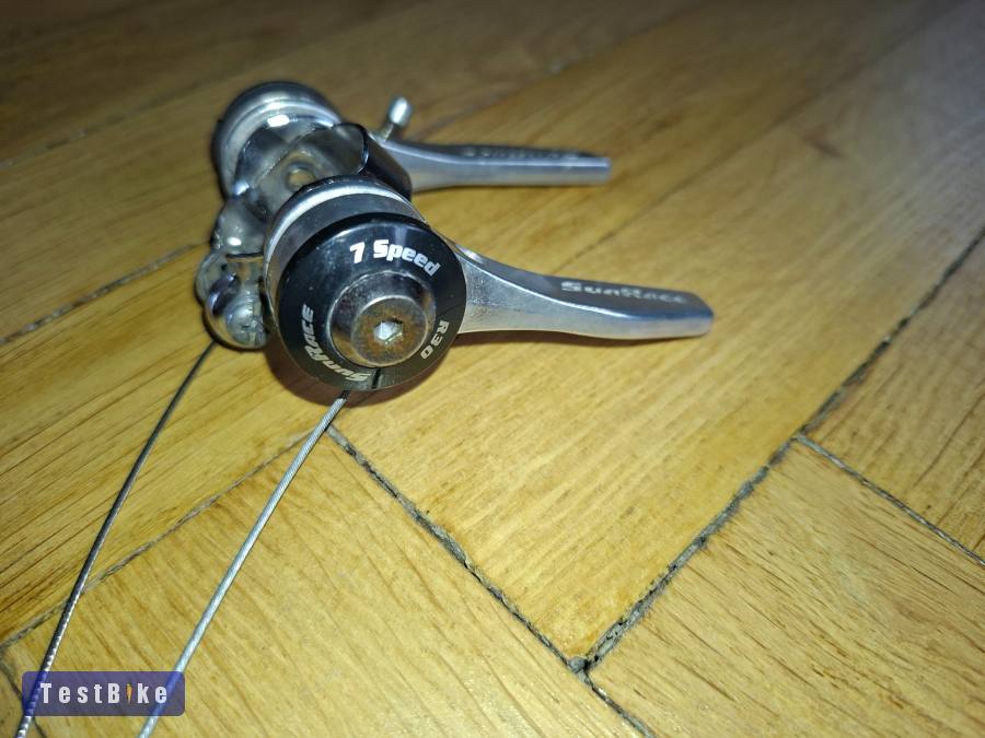 Sunrace R80 országúti első váltó frikciós