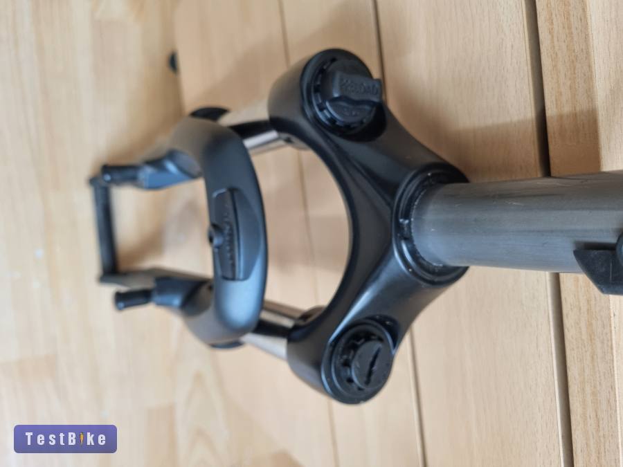 Suntour NEX 4110 V4 első teleszkóp