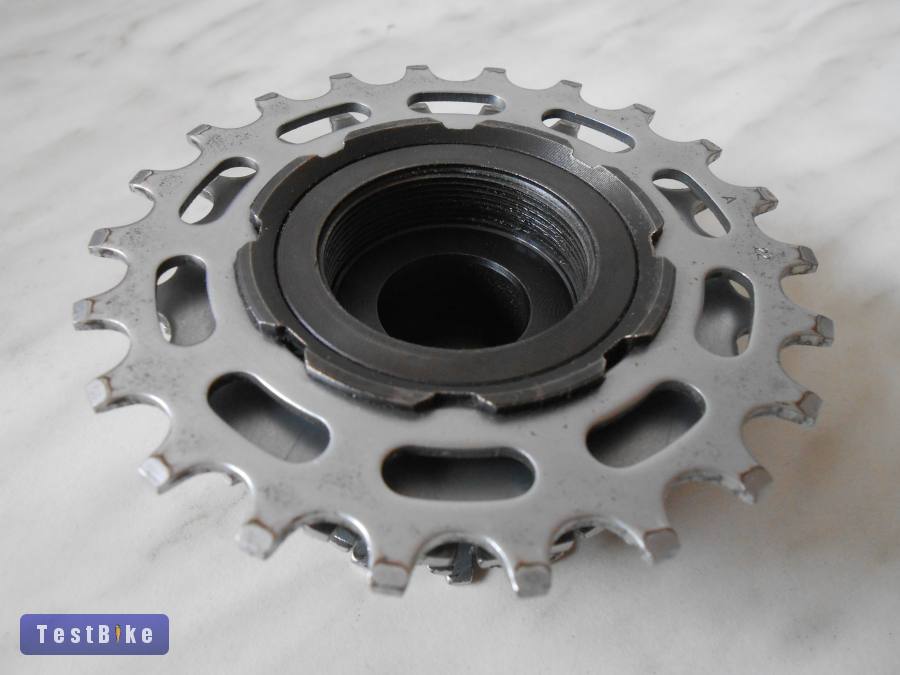 Suntour Winner, 7-es fogaskeréksor, szabadonfutó, racsni