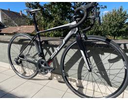 Superior S méretű karbon országúti kerékpár